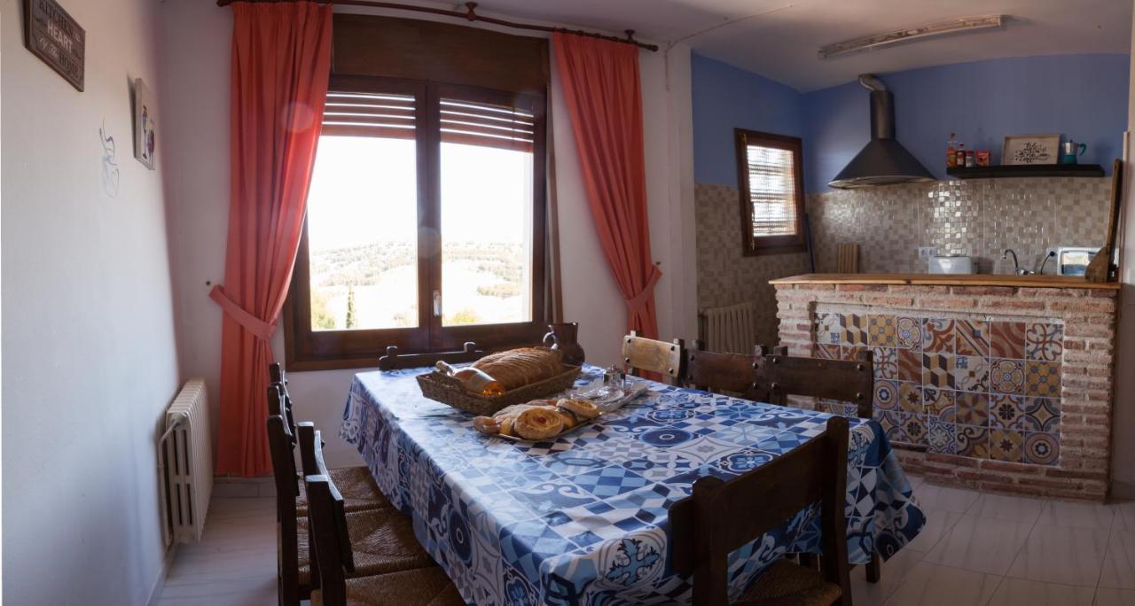 Apartamentos Rurales La Posada De Donato Nuevalos Luaran gambar