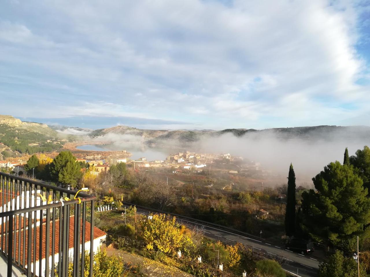 Apartamentos Rurales La Posada De Donato Nuevalos Luaran gambar