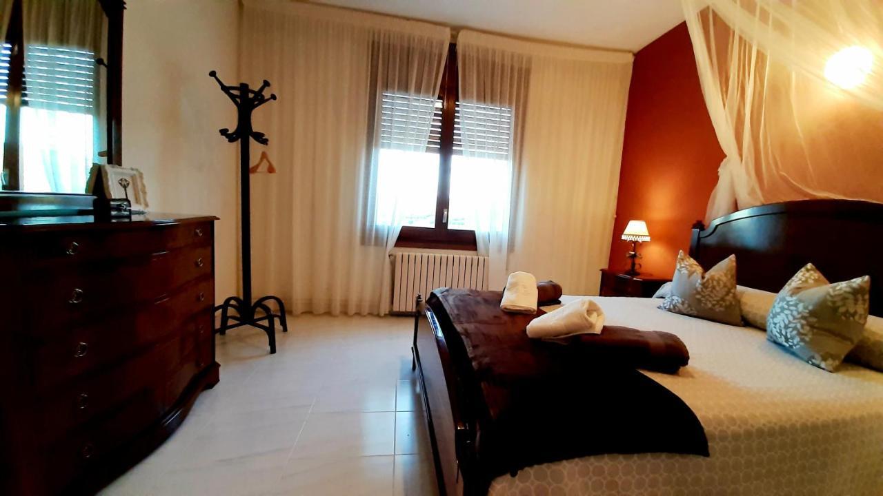 Apartamentos Rurales La Posada De Donato Nuevalos Luaran gambar