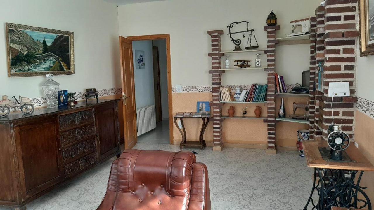 Apartamentos Rurales La Posada De Donato Nuevalos Luaran gambar