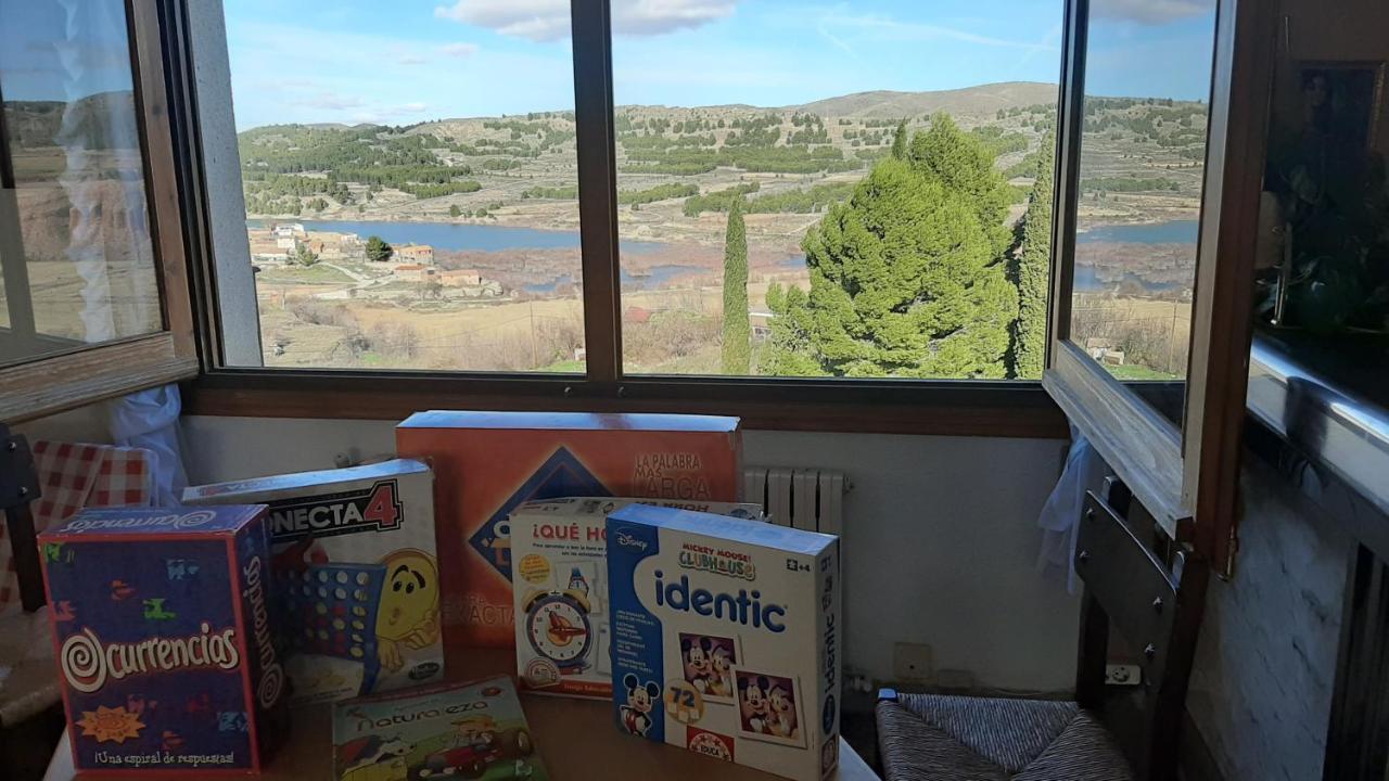 Apartamentos Rurales La Posada De Donato Nuevalos Luaran gambar